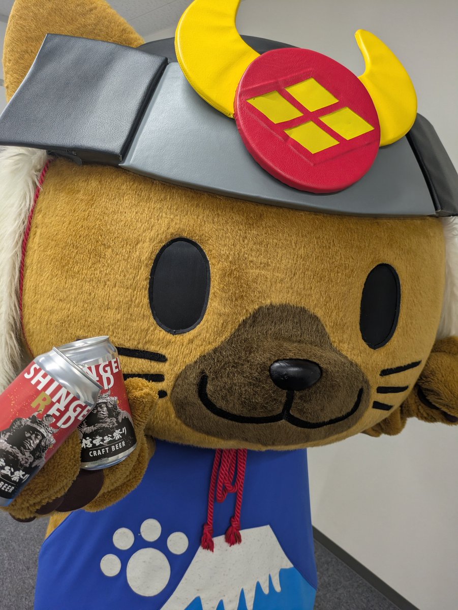 週末の金曜日、菱丸くんもお疲れさまです😊🍻  #山梨県 #マスコットキャラクター #ご当地キャラ #華金わっしょい