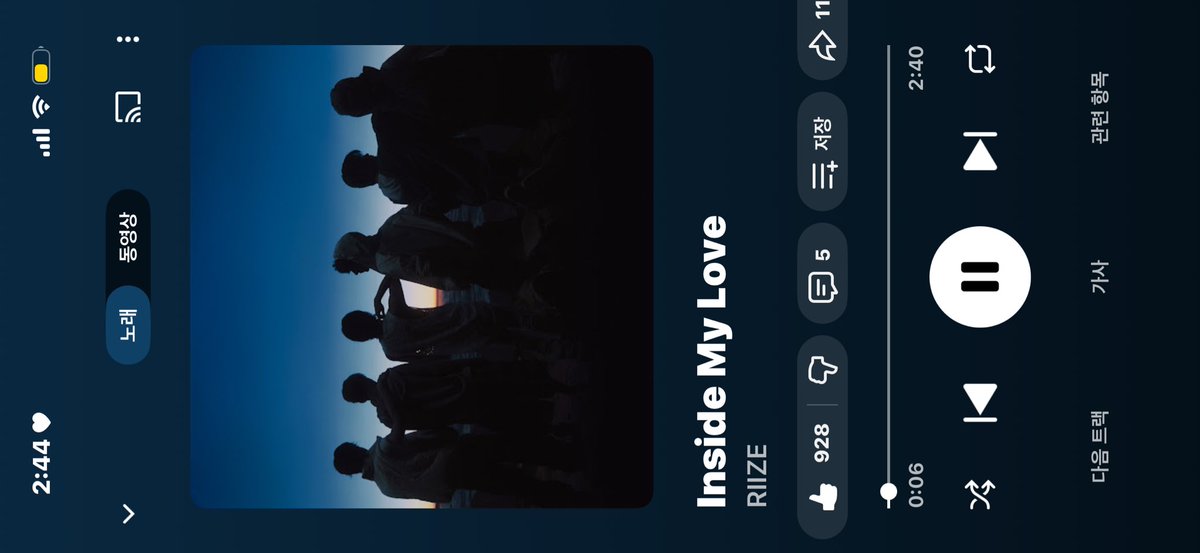 👩🏻‍❤️‍💋‍👩🏻 (@iiloveyouasahi) on Twitter photo 