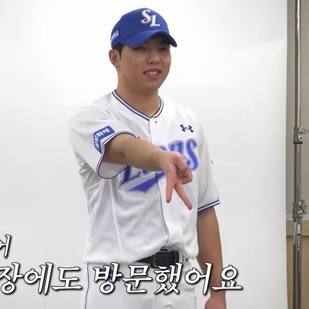 야선들 막 뭐 챌린지? 이런거 시키면 왜시키냐고 하는 사람들 진짜 힘빠지겟다 구단에서 야선한테 갸루피스시키구지럴  웃갸죽겟네