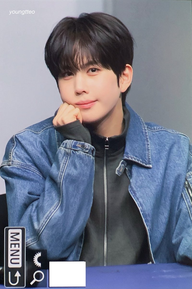 MELL໒꒱ tweet media