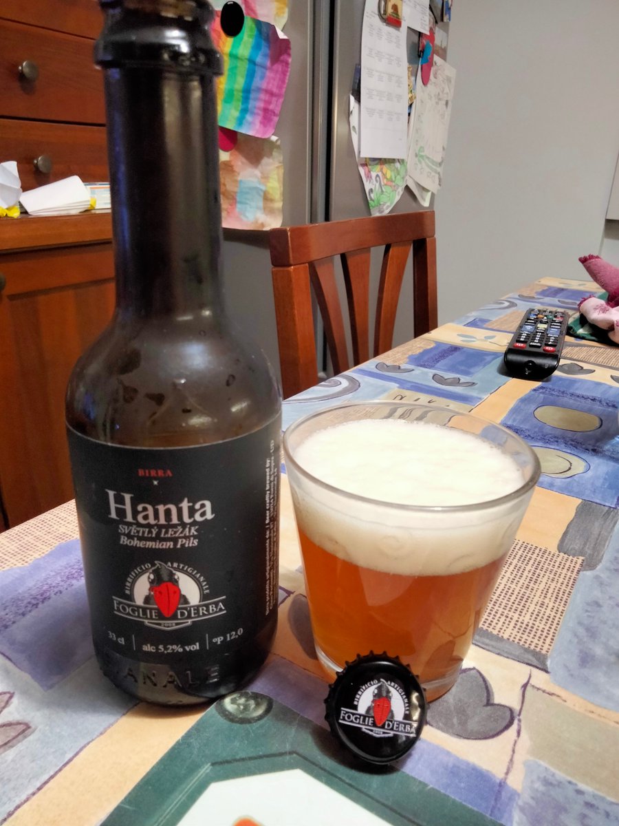 La Hanta, la Bohemian Pils del birrificio Foglie d'erba 
#catalogobirre #birreitaliane #birrefriulane #hanta #bohemianpils @birrificiofogliederba