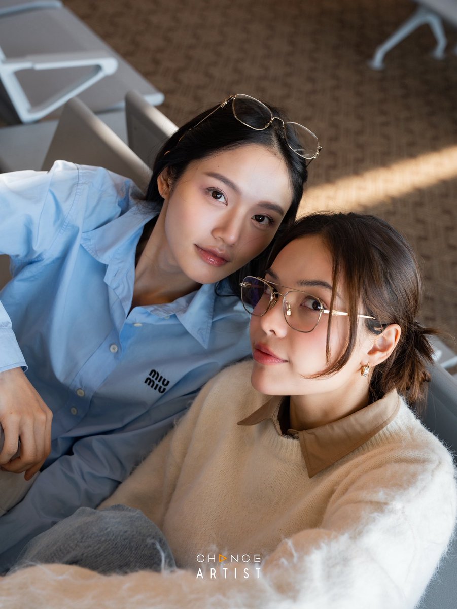 CHANGEARTIST_'s tweet image. See you Taipei 👭🏻

@Lookmheewang @sonyasarann 

#LMSY 
#ChangeArtist