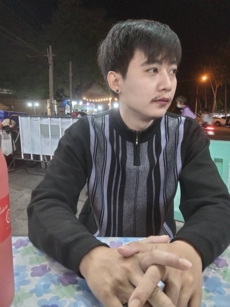 Nackky2499's tweet photo. วันนี้ว่างง หาค่าขนม หาคนซัพพอร์ต
#ฉะเชิงเทรา #พนมสารคาม
#ทักได้ครับ #นัดได้ครับ 👌👌😂♥️ https://t.co/r6U1GwFNB3