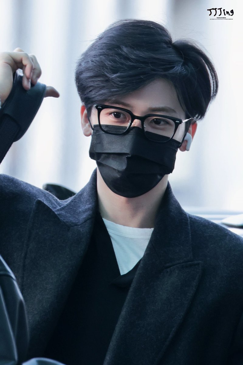 Jianajiajia tweet media