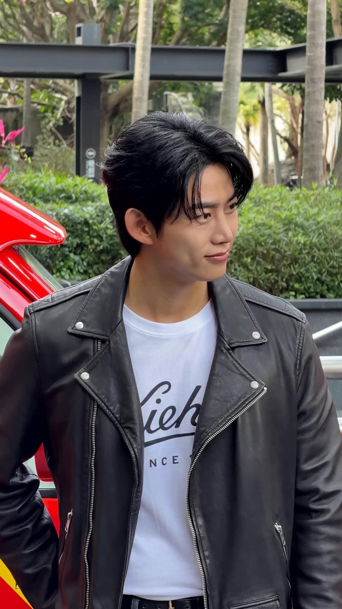 waffles_30's tweet image. 😍😍

📷: cavatw 

#TAECYEON #2PM