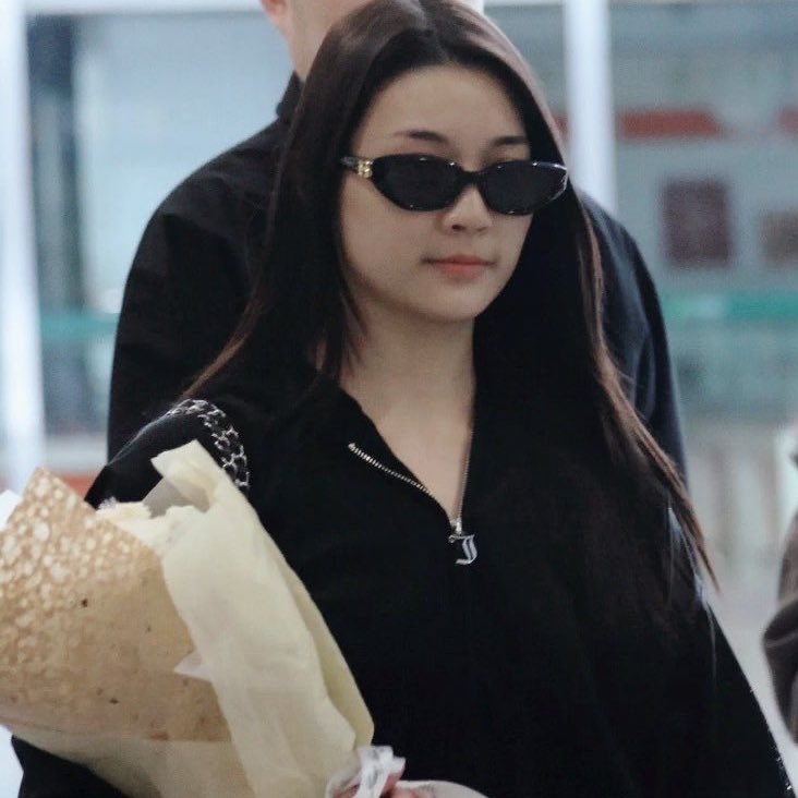 PremPat__'s tweet image. J IS FOR JAYNA 🐒🤭🖤

#ginnynatnicha