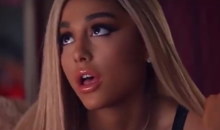 Ell5_5's tweet image. Almost everyone hated Ariana for going blond for Wicked, BUT Y'ALL FORGOT ABOUT "THANK U, NEXT"  MV?? 
(And she was stunning btw, I'll always love her)
#ArianaGrande #thankyounext