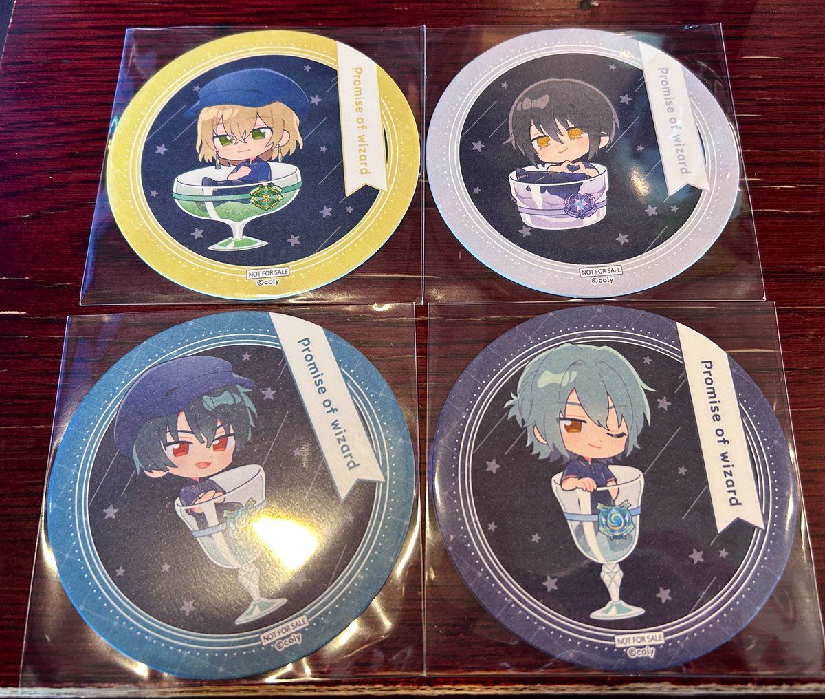 sittorisyun's tweet photo. 【交換】
魔法使いの約束　まほやく HUB コースター

譲：⭐︎ネロ、⭐︎シノ、ルチル、ホワイト

求：⭐︎ファウスト、⭐︎ヒースクリフ、オズ、ムル
⭐︎…東は東との交換のみ

※本日、秋葉原にて手渡しでの交換が可能な方

気軽にお声掛けください
よろしくお願いいたします https://t.co/z0Spta66qv