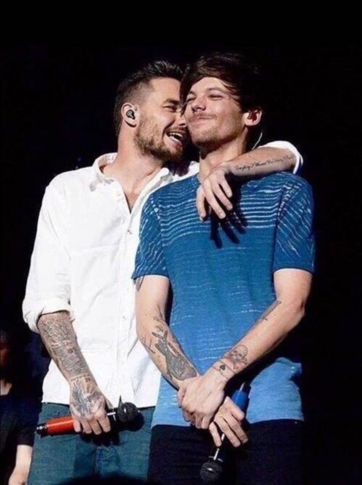 melpaynez's tweet photo. Essa faixa tá tão perfeita 😭💙♥️
Te amo Louis Tomlinson 
Te amo liam Payne https://t.co/NYgtcHeFHp