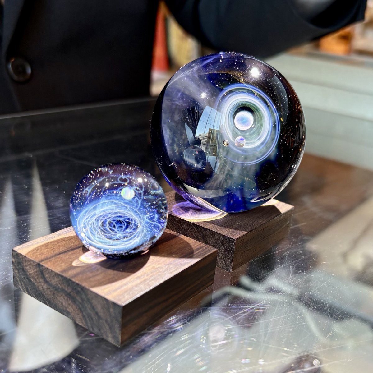 今日の枚方tsite】 ガラスの中に小さな宇宙が広がる、宇宙ガラス