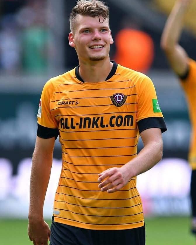 FreitalonTour's tweet image. Die herzlichsten Geburtstagsgrüße gehen heute an Kevin Ehlers. Alles Gute und maximale Erfolge #sgd1953 #ftlot #kevin #ehle #ehlers