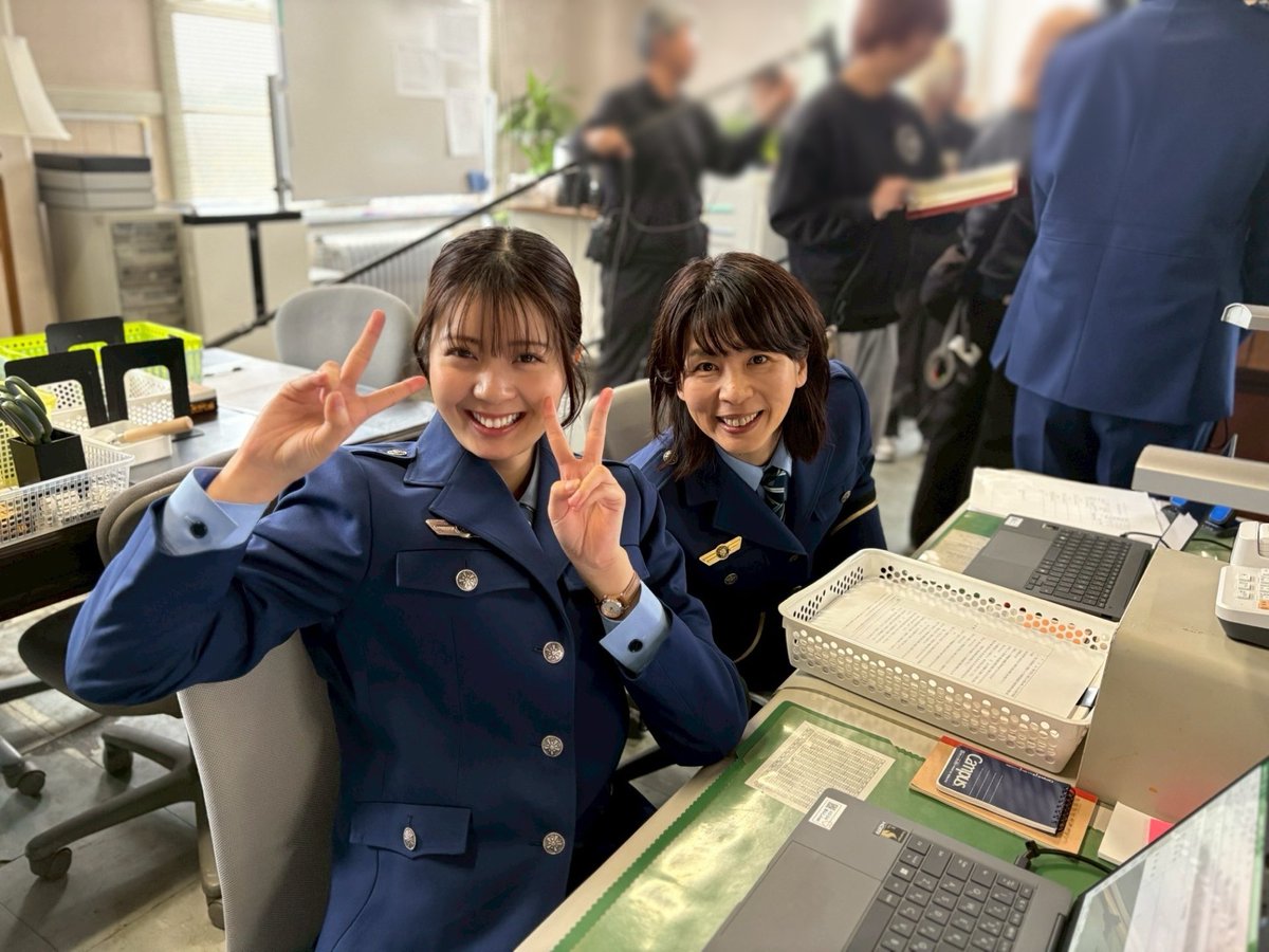 #パンチドランクウーマン

撮影合間の刑務官チーム！
みんなカメラに向けて
思い思いのポーズを決めてくれました📸

TVer第1・2話見逃し配信中！
bit.ly/tver_x_organic…

【第3話】𝟏月𝟐𝟓日(日)よる𝟏𝟎:𝟑𝟎
篠原涼子 ジェシー(SixTONES) 藤木直人
小関裕太
柏木悠(超特急)
中島ひろ子
星乃夢奈