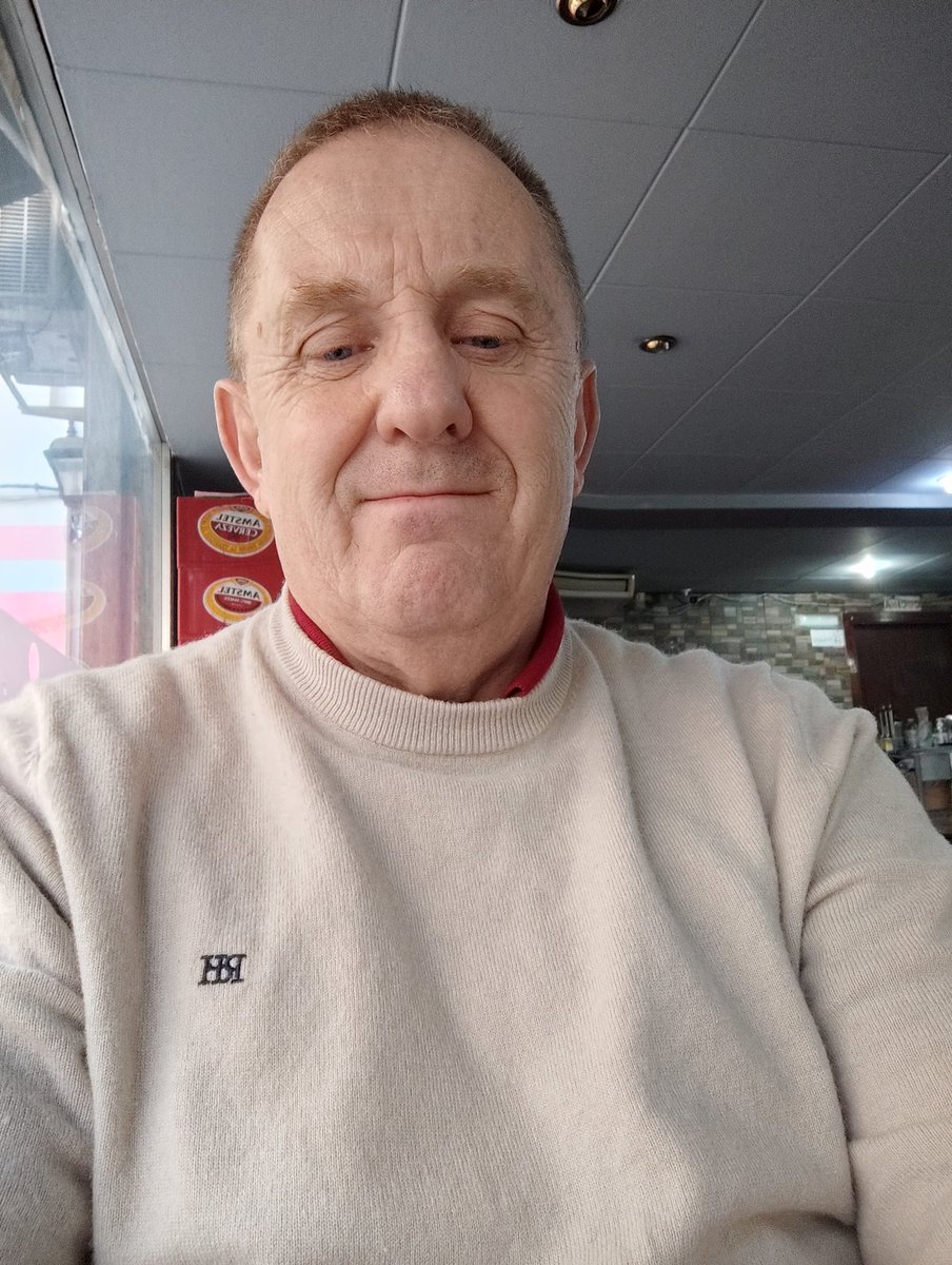 imation4430's tweet image. Buenos días #PiñaDigital. Hoy solo digo #AromaAFinde 😁.