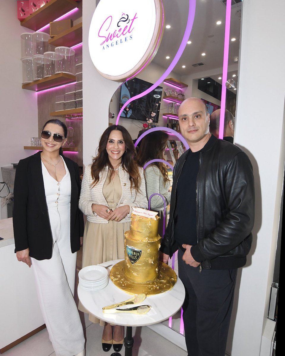 CityofBevHills's tweet photo. Spotlight with Sharona! 🔦✨
 
Today, Mayor Sharona Nazarian, in partnership with the Beverly Hills Chamber of Commerce, shined the light on local businesses

A big thank you to all those who attended with a shared passion for supporting local businesses in Beverly Hills. https://t.co/aXPKlylwS2