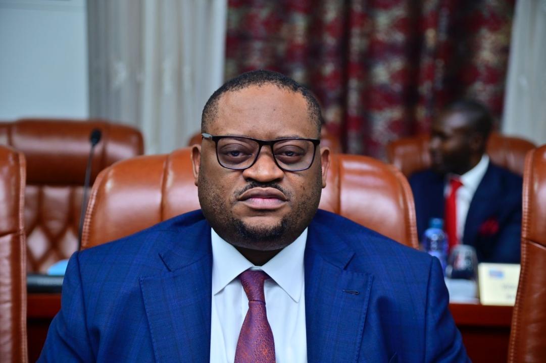 Newscd15's tweet image. Remaniement imminent du gouvernement : comment jugez-vous les actions de Doudou Fwamba @LikundeR à la tête du ministère des Finances ? Mérite-t-il d'être reconduit ?