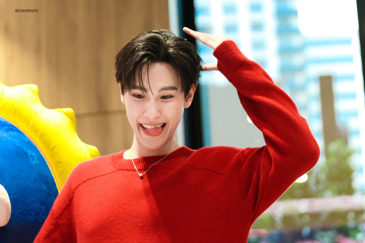 _runaway_s's tweet image. น่ารักง่ะ 🐶

MRS PRESS TOUR
#MyRomanceScammerLIVE
@jnnrrs #junniorrs 
#ชีนวร