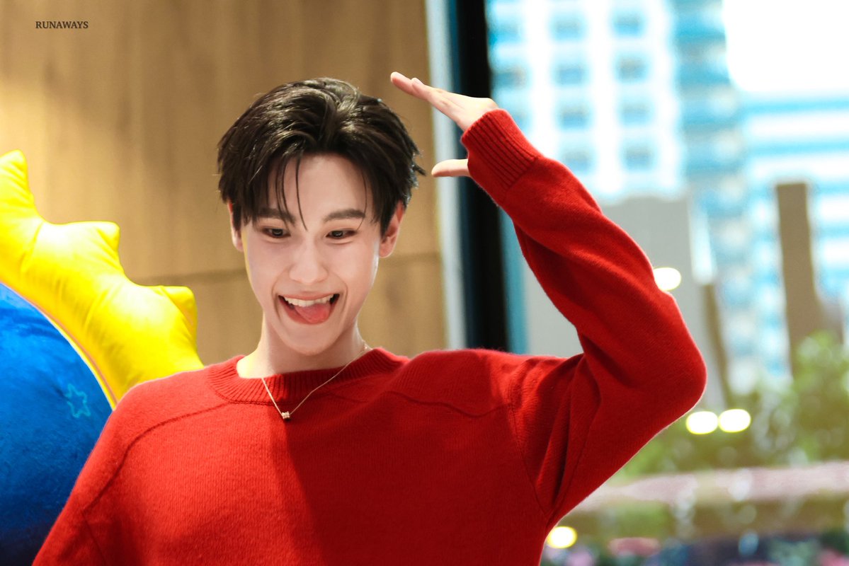 _runaway_s's tweet image. น่ารักง่ะ 🐶

MRS PRESS TOUR
#MyRomanceScammerLIVE
@jnnrrs #junniorrs 
#ชีนวร