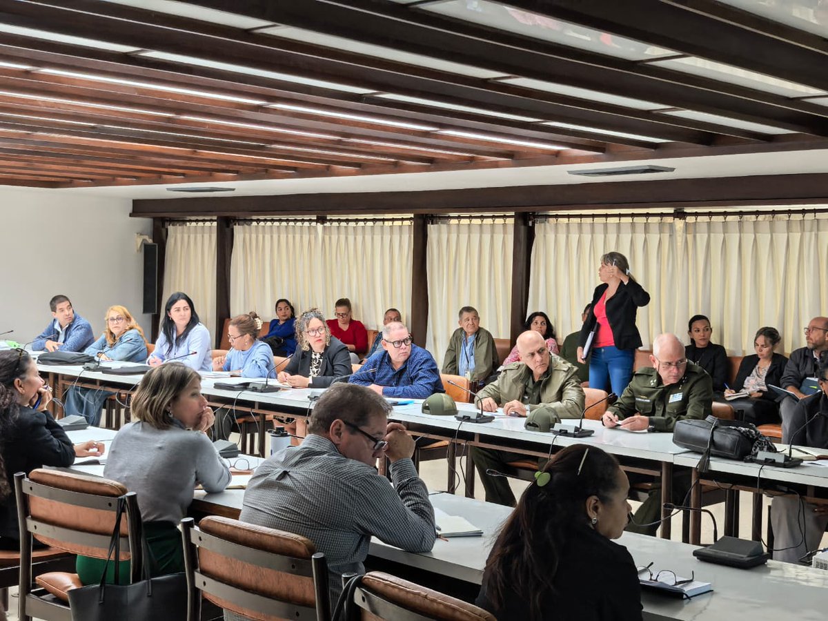 En el encuentro sobre el Programa #PAMI, revisamos las acciones específicas que garantizará cada Organismo de la Administración Central del Estado para mejorar los indicadores. Previamente se había realizado un análisis con todos los gobiernos provinciales. #UnidosXCuba