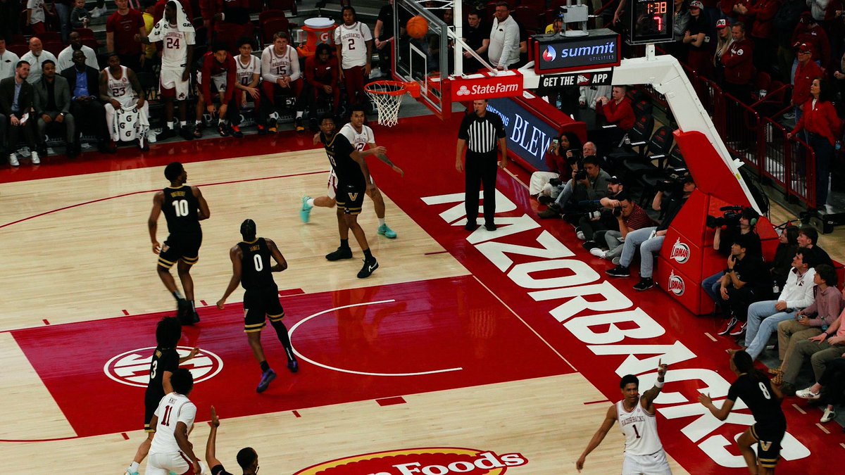 HogsPlus's tweet image. The Follow: It’s Time is streaming on Hogs+ right now for free, thanks to @ArvestBank