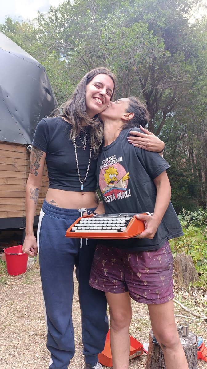 Bosque Gracias 🌳 Art Residency tweet media