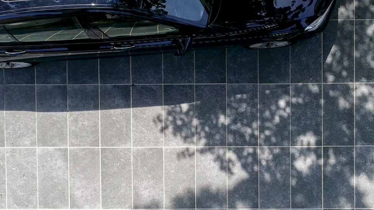 HDG Bluestone Black Pavers. Stone elegance. Porcelain performance. Inspired by dark limestone, featuring delicate white veining.

Built to handle vehicle traffic while delivering a premium architectural look.

See all Black Driveway Porcelain Pavers.
hdgbuildingmaterials.com/products/sh-3c…