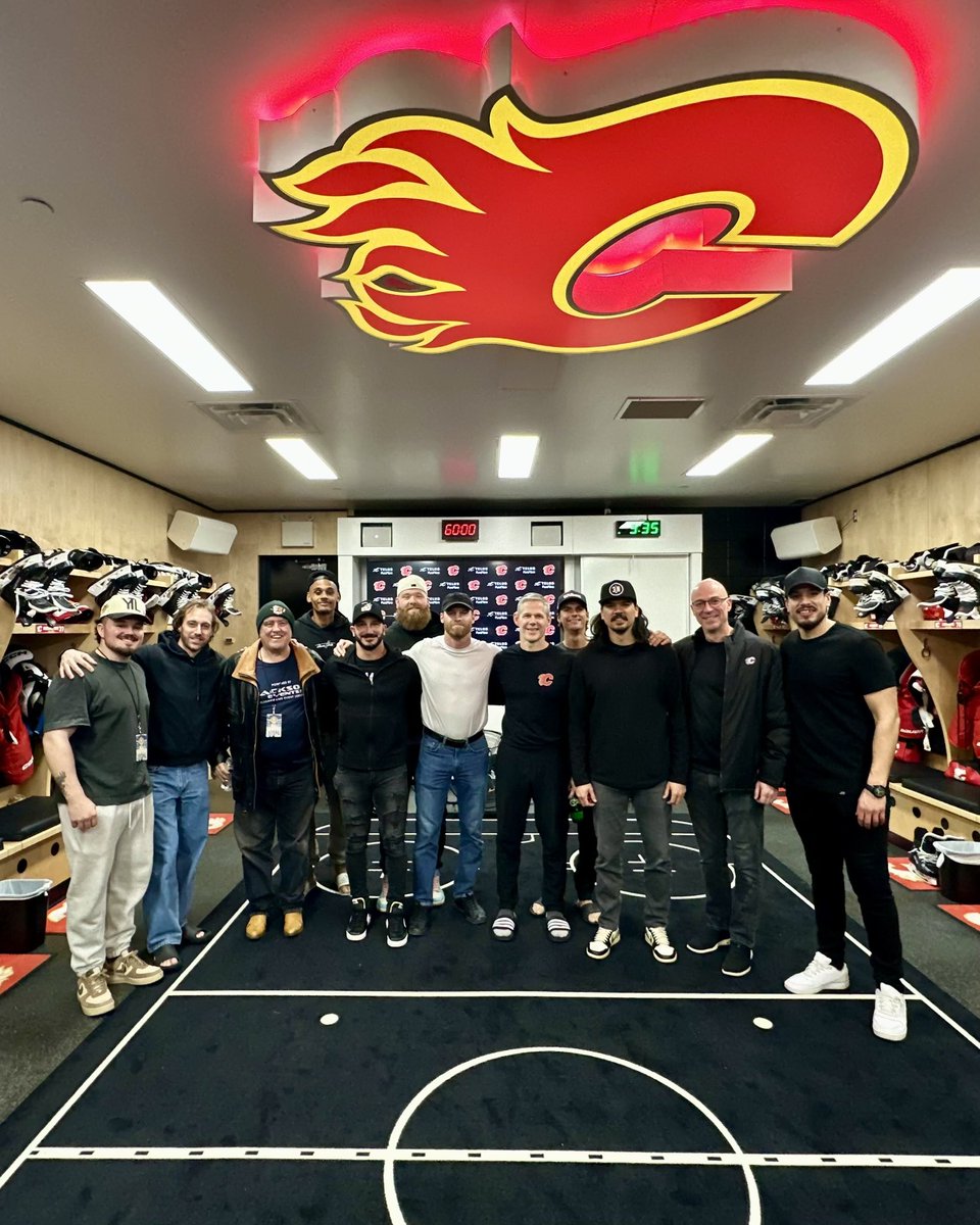 The Shoresy Classic is in #yyc and the boys stopped by the #Flames room earlier today to chat with Ryan Huska and Cail MacLean!