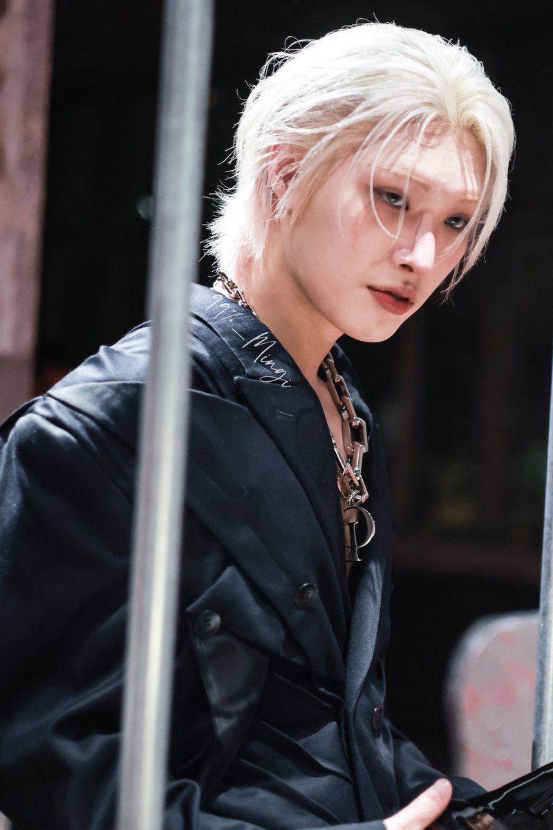 99pct_Mingi's tweet image. 260121 Christian Louboutin

#ATEEZ #에이티즈  #민기 #MINGI  #ChristianLouboutin
 @LouboutinWorld