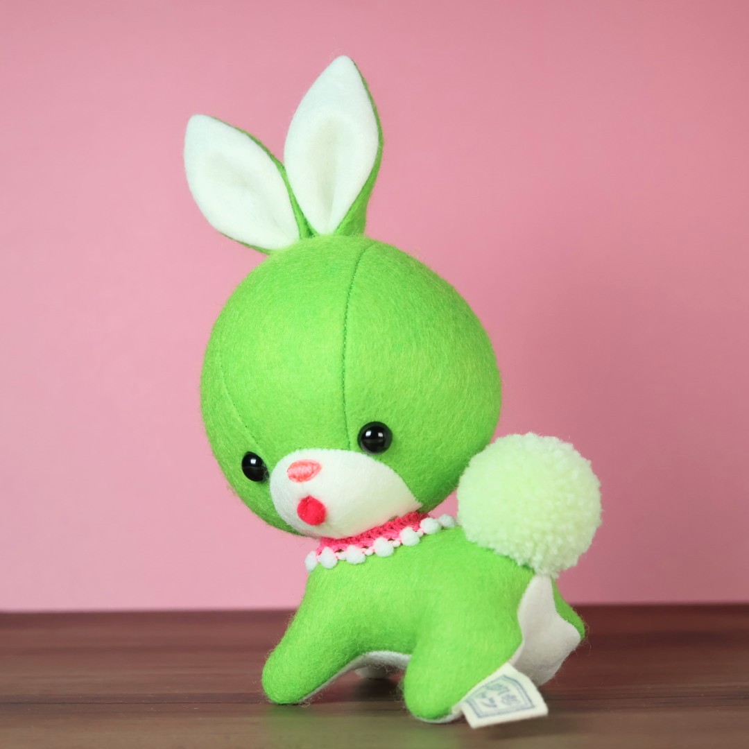 イロハペッツ新作、きみどりうさちゃんです🐰　minneに出品しました
minne.com/@sumiresyugei
#ぬいぐるみ
#ぬいぐるみ作家 
#ハンドメイド
