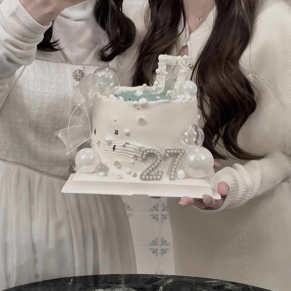 まる .*¹⁹⁹⁹ tweet media