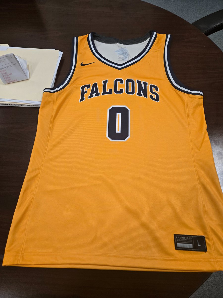 SP Falcons tweet media