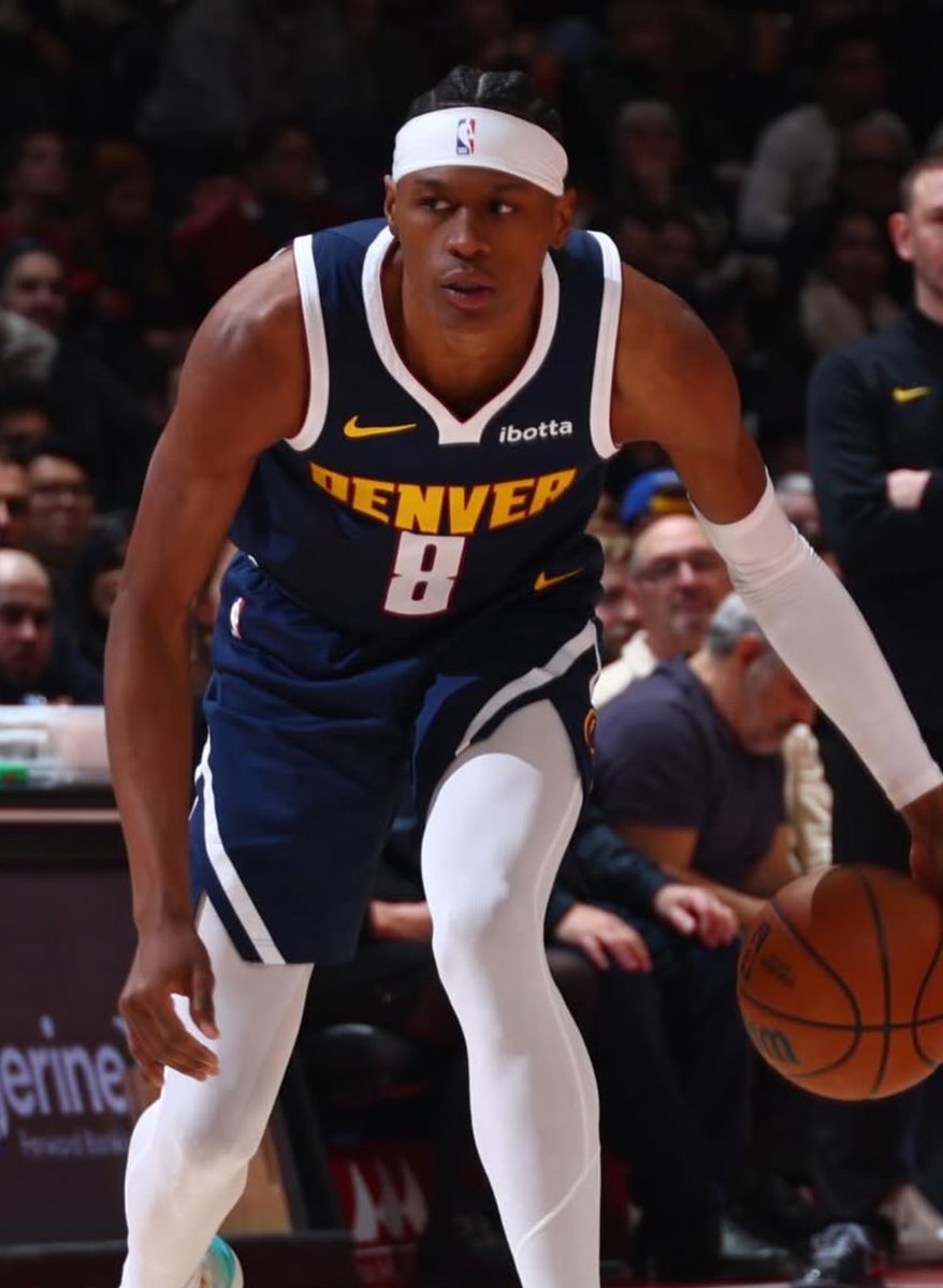 TheHoopCentral's tweet image. PEYTON WATSON TONIGHT:

35 POINTS
8 REBOUNDS 
4 BLOCKS
3 ASSISTS 
2 STEALS
10/16 FGM
6/8 3PM
9/10 FTM
40 MINUTES 

🔥🔥🔥