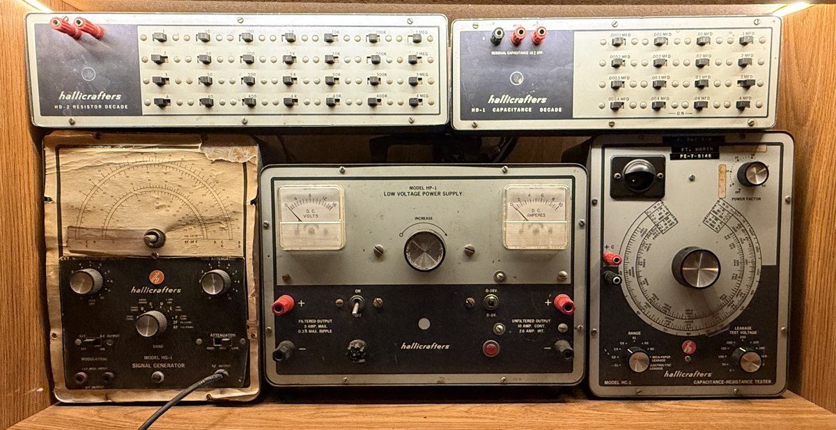 N4IXT's tweet photo. Hallicrafters made six pieces of test equipment. I now have five of them! 

The only thing I don't have is the Hallicrafters oscilloscope. If anyone has one at a reasonable price let me know. Doesn't have to work. https://t.co/83saf8xT1h