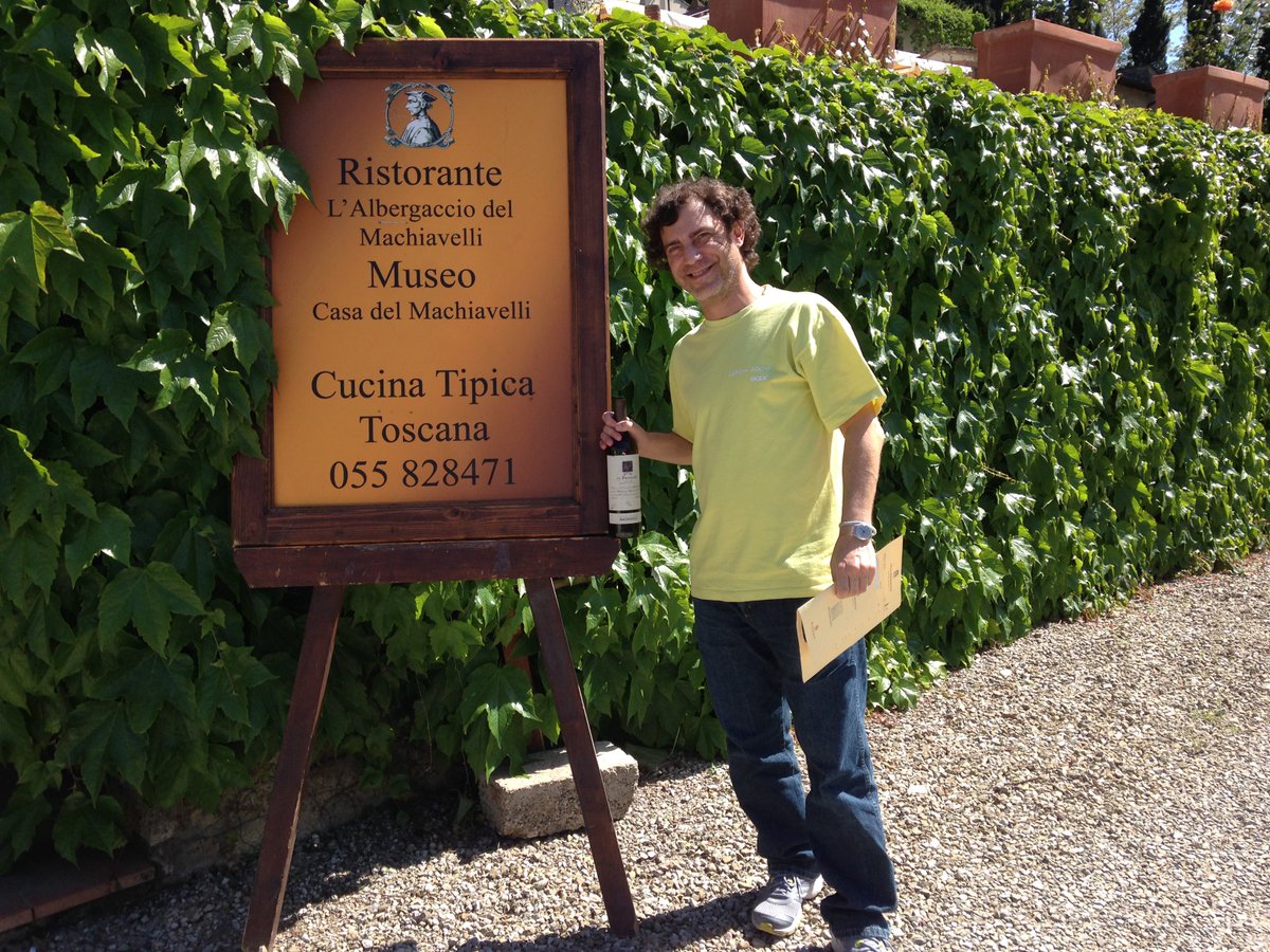 Andrés Malamud tweet media