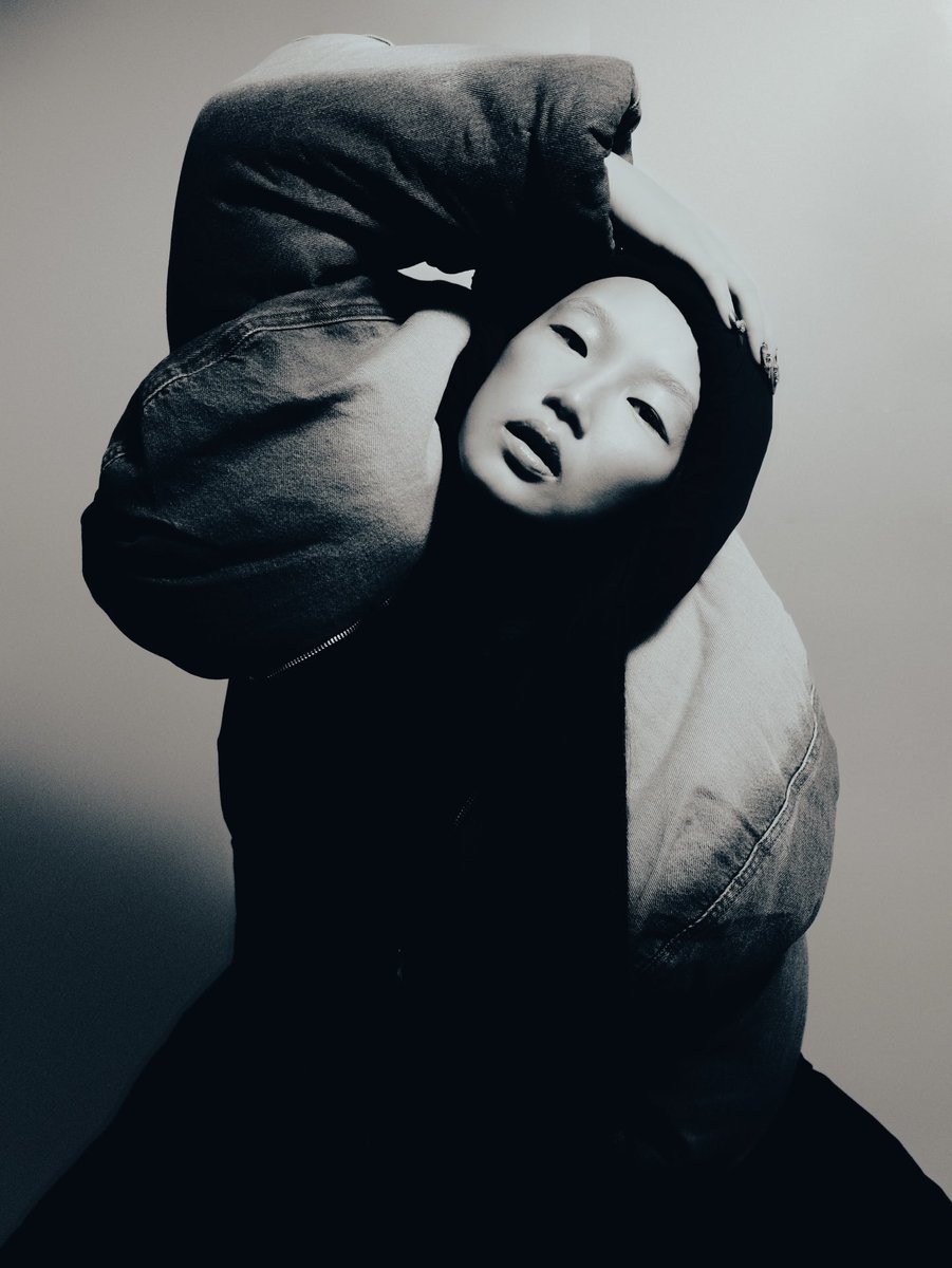 NunaUpdates's tweet image. [01.22.26] Audrey Nuna via Jediah Hernandez’s (@.mua.jediah) Instagram post

“Photographer: Moody (@.m.oodyblu)
Singer: @audreynuna 
Hair: Ashlieoné Hair (@.ashlieonehair)
Makeup: Jediah Hernandez 
#makeupartist #newyorkmakeupartist
#huntrix #kpopdemonhunters”

🔗 to full post: