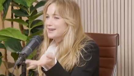 Jennifer Lawrence Is Right- The Old Days Of Everyone Knowing All The Same Music, Not The Algorithm-Specific Bubbles We Listen To Now, Were Better barstoolsports.com/blog/3561493/i…