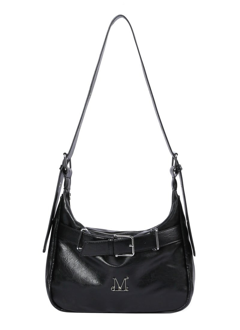 𓆩 𝐌𝐔𝐂𝐄𝐍𝐓 𝐄𝐕𝐄𝐍𝐓 𓆪

데일리 가방이 필요하지만,
심플 한 건 싫은 분들을 위해

벨트 스트랩 디테일로 유니크함을 살린 
숄더 백으로 이벤트를 준비했습니다 🖤

추첨을 통한 10분께 디테일 가득한 디자인의
❤︎모닉 메탈 로고 프론트 벨티드 레더 숄더백❤︎ 
을 증정합니다!

📆 기간: