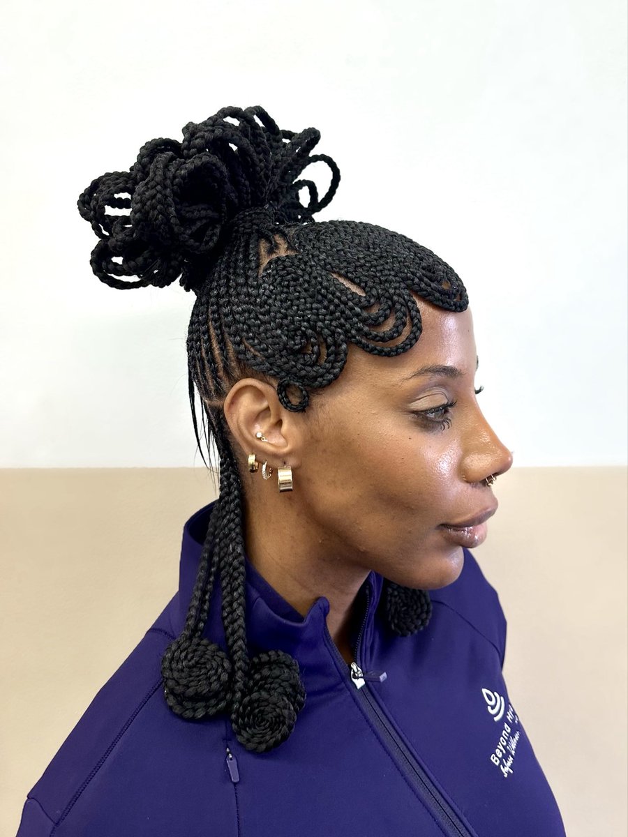 HelenaKoudou's tweet image. Hair artist here 🙋🏾‍♀️

@slayedinbraids ✨