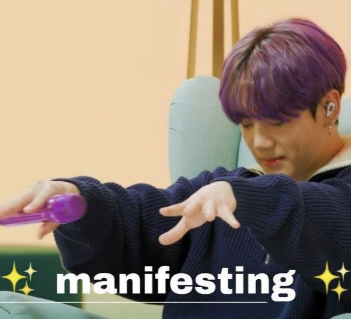 _tantaetan's tweet photo. Yo y todas mis  ARMYamigas conseguimos boletos para la gira de BTS https://t.co/8ihDW4ct6A