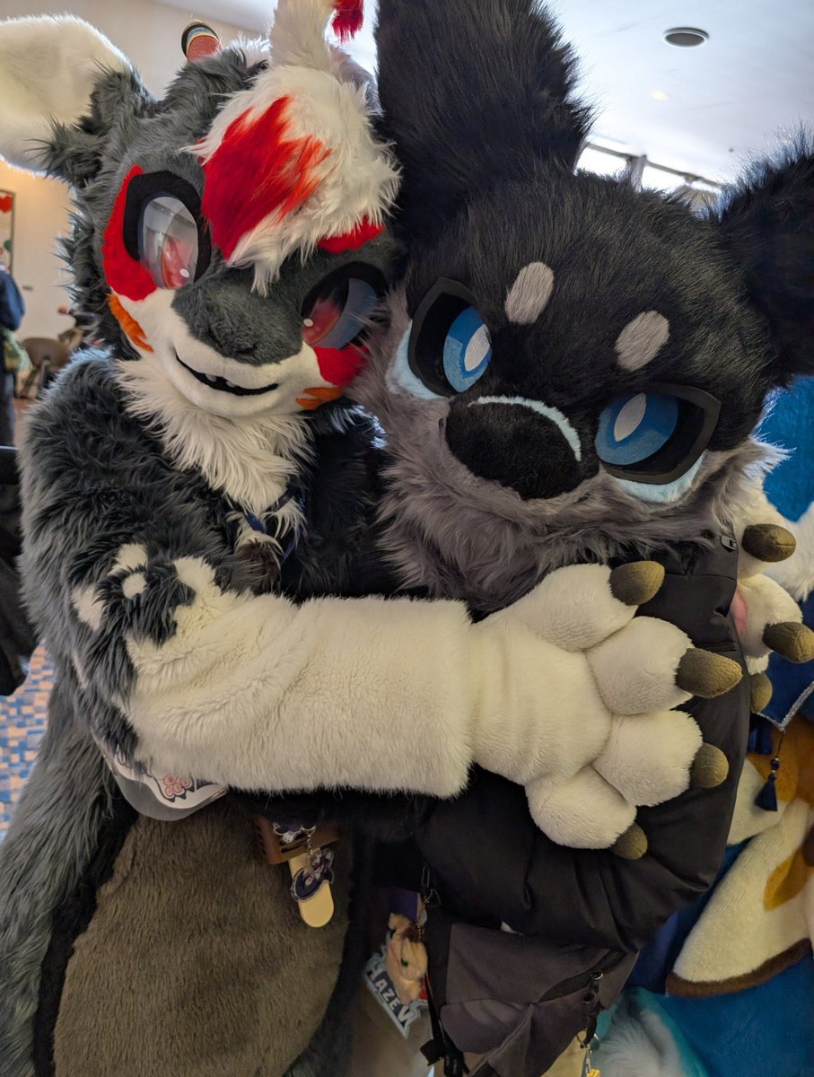 Runethetenth's tweet image. かわいい~