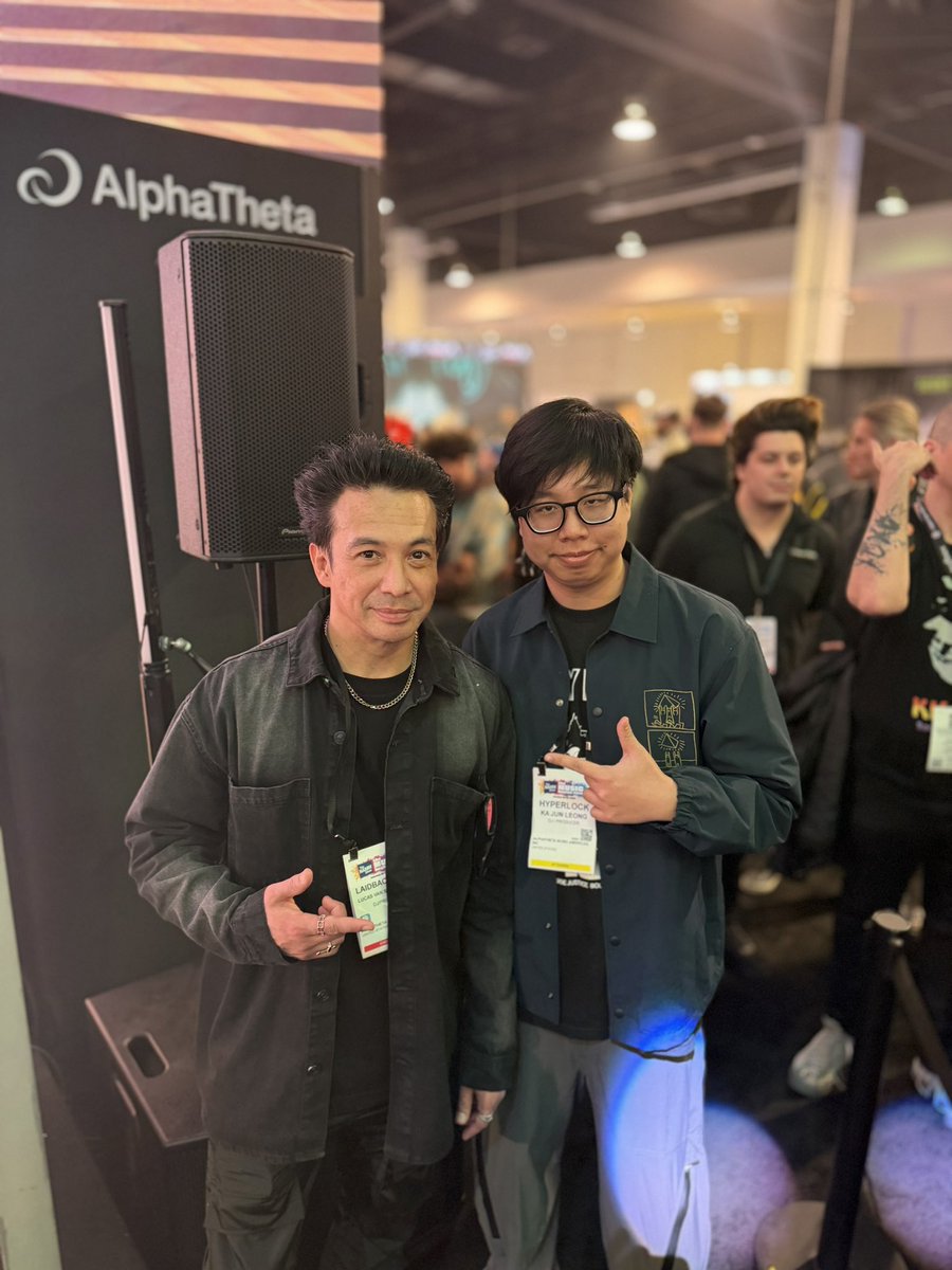 HYPERLOCK tweet media