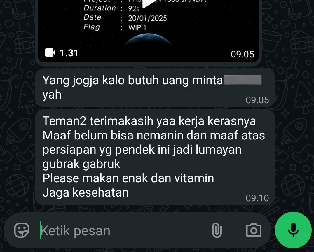 she's the one who keeps us going and makes us ashamed to complain 🫶🏻