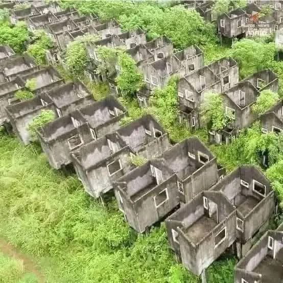 Theblue221205's tweet image. ค้นพบเมือง โบราณในประเทศไทย ที่มาจากนักการเมืองที่เลวระยำต่ำช้ามองคิดเห็นแต่ประโยชน์ของตัวเองและพวกพ้อง