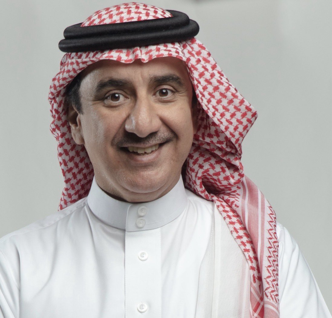 threads99's tweet image. سمعتوا الكلام الي طلع عن المخرج والمنتج الاستاذ الفاضل حسن عسيري ؟ 

حسب الكلام المتداول يقولون لاحظوا بمسلسلاته القديمه إساءات واضحه وصريحة عن المرآة السعوديه! علماً انه هذا المشهد بمسلسل من مسلسلاته وافكاره
 " بنت سعوديه تحب سواق هندي " 

شرايكم بالموضوع؟