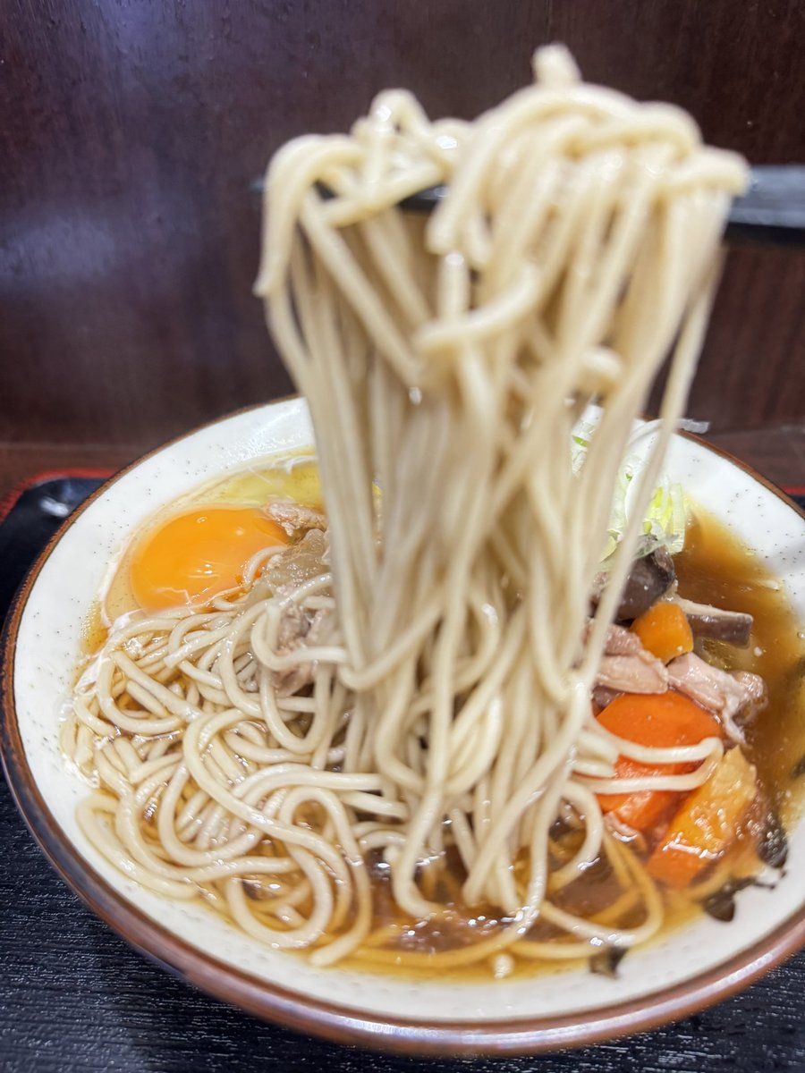 onzoooo's tweet image. けんちん蕎麦
生卵

#そばよし京橋店