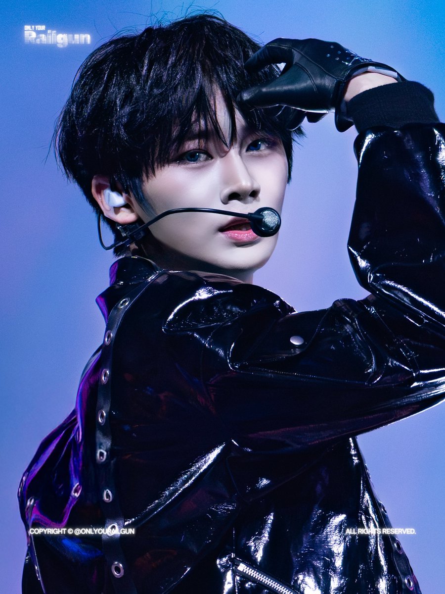 json_makes's tweet image. 外見改善においてかなりと重要な唇について解説
女の子は結構見てるのとイケメンは総じて唇がエロい

・保湿はリップではなくワセリン
・リップは真っ赤なものではなく、まずはピンク系を選択
・肌の色(白いのか、地黒か)と唇の色との対比を意識。ここにエロさが出る