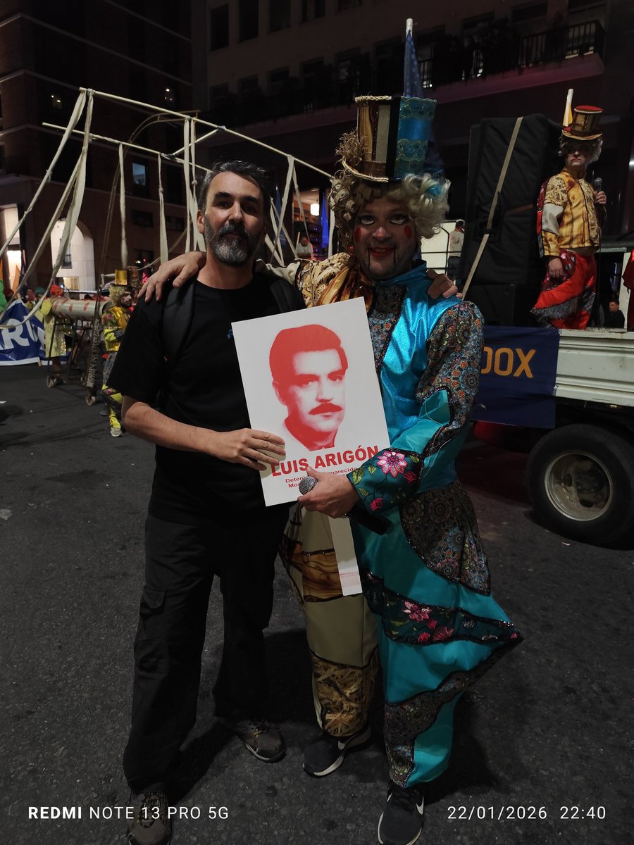 El carnaval tiene memoria.
Más amor,menos odio.