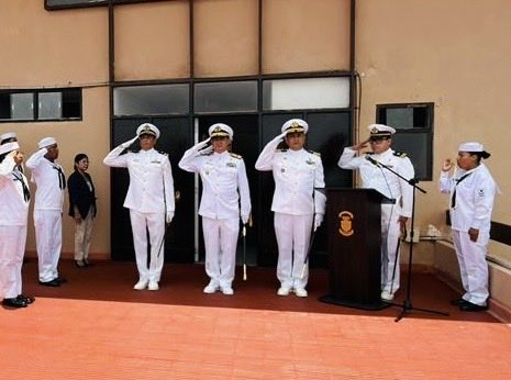 MGP_DICAPI's tweet image. El día de hoy, el Jefe del Distrito de Capitanías N.° 3, acompañado del Subjefe del Distrito de Capitanías N.° 3, realizó la ceremonia de presentación del Capitán de Puerto de Mollendo. 
acortar.link/y2PbSr