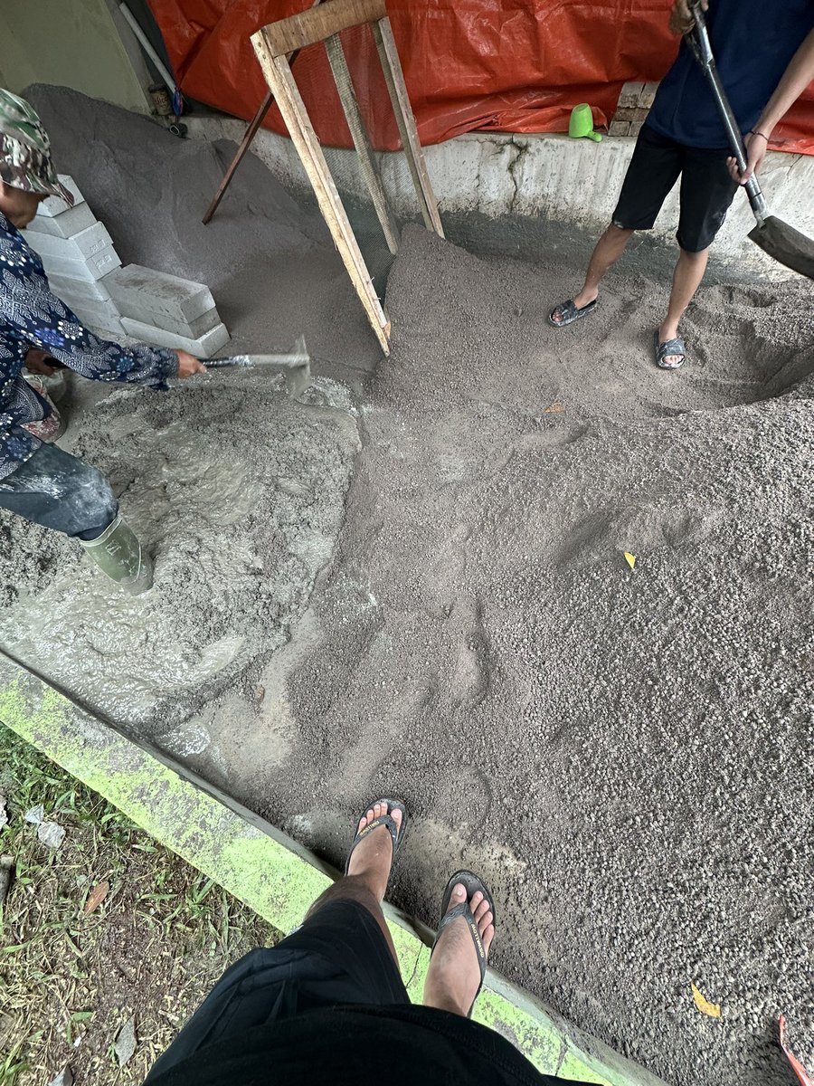 inipeb's tweet image. Day 3 Menguli 

Airdrop cair tetap kita harus cari cuan buat beras