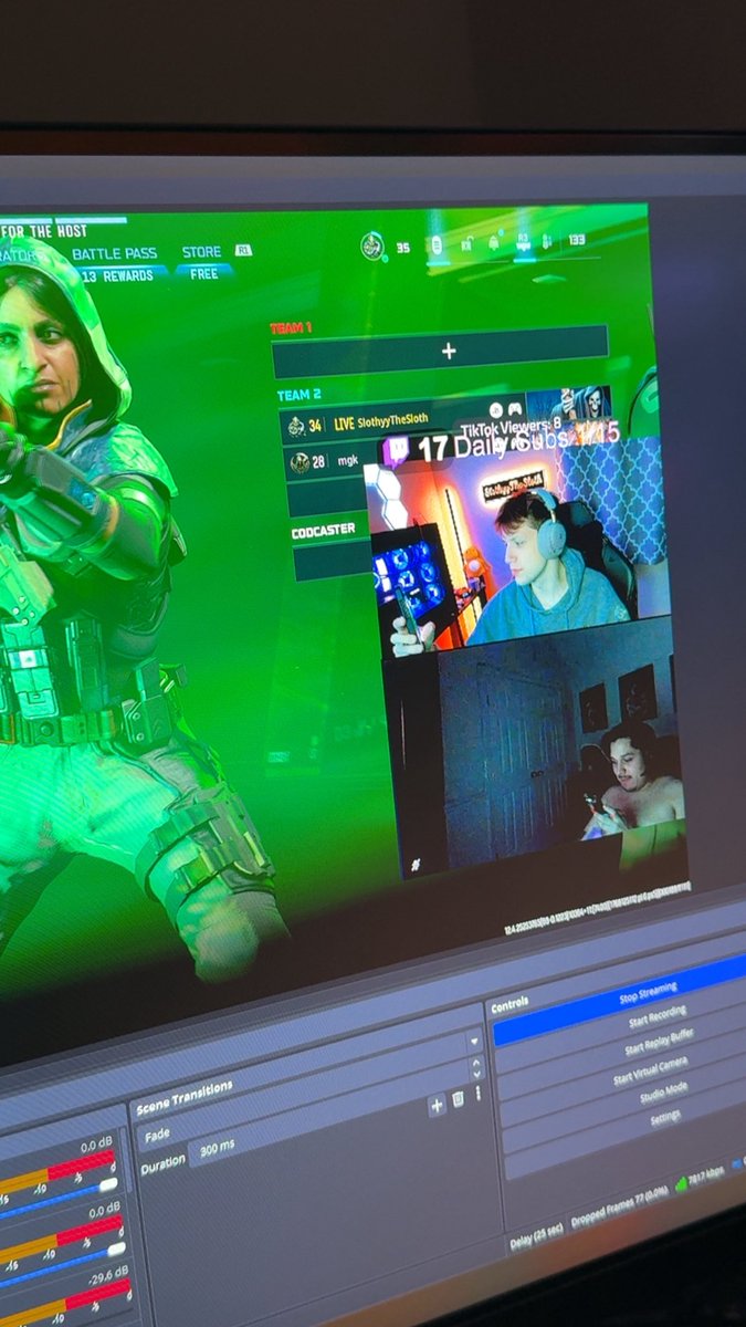 SlothyyTheSloth tweet media