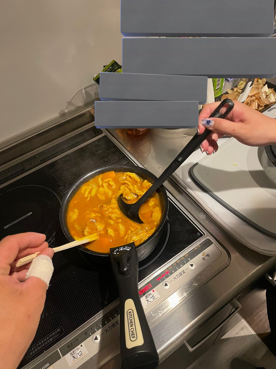 newtakedafit's tweet photo. 昨日はカレーの日
久しぶりにヴィーガンカレーを作ってだいぶ爆食✨😙
野菜の皮を切ってたらスライサーで自分の皮を切る情けない不始末
相方に素早く処置され3時間に一回絆創膏交換の手厚い対応。
そして別れ際に2枚もらって俺は一体いくつなんだと思った🤣
彼女の方がよっぽどお姉さんに違いない https://t.co/FdrR8zxgPX
